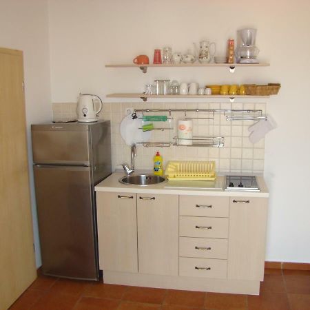 Apartments Ada Tučepi Екстериор снимка