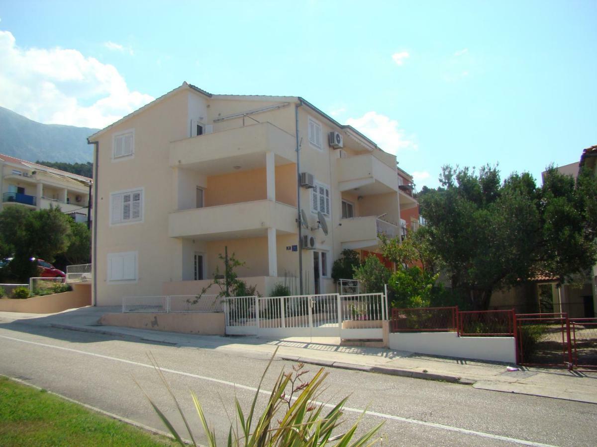 Apartments Ada Tučepi Екстериор снимка