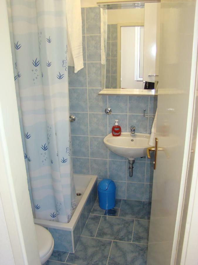 Apartments Ada Tučepi Екстериор снимка