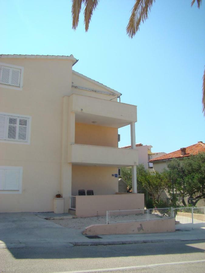 Apartments Ada Tučepi Екстериор снимка