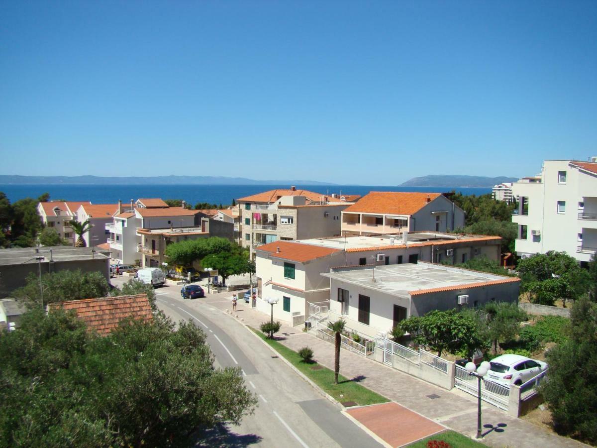 Apartments Ada Tučepi Екстериор снимка