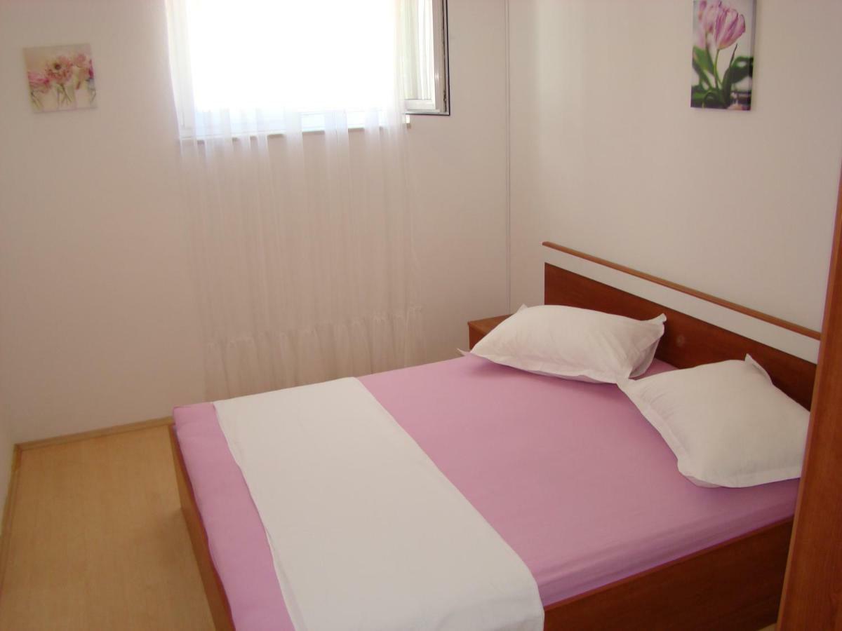 Apartments Ada Tučepi Екстериор снимка