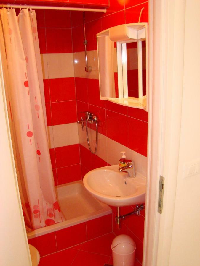 Apartments Ada Tučepi Екстериор снимка