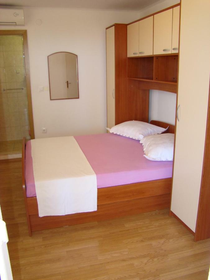 Apartments Ada Tučepi Екстериор снимка